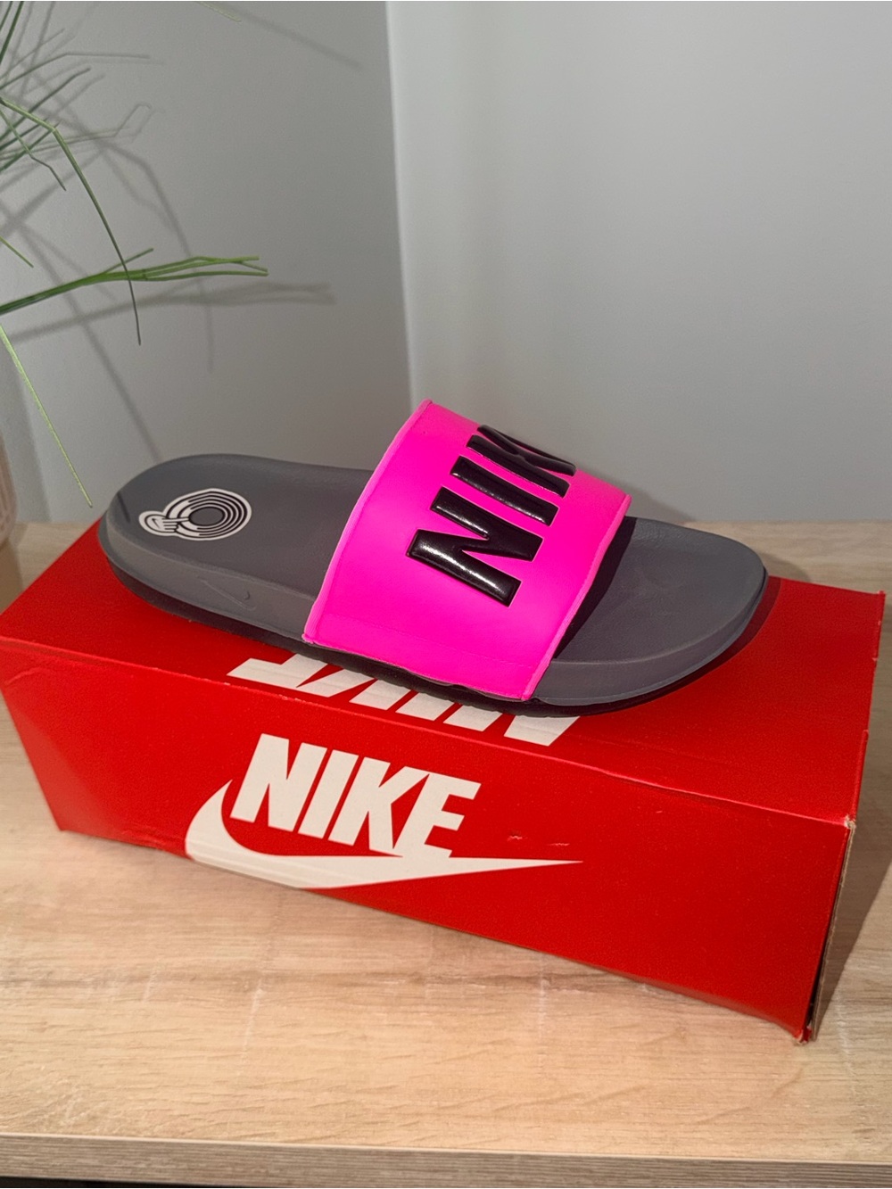 Nike Women's Neon Pink and Gray Slide Sandals